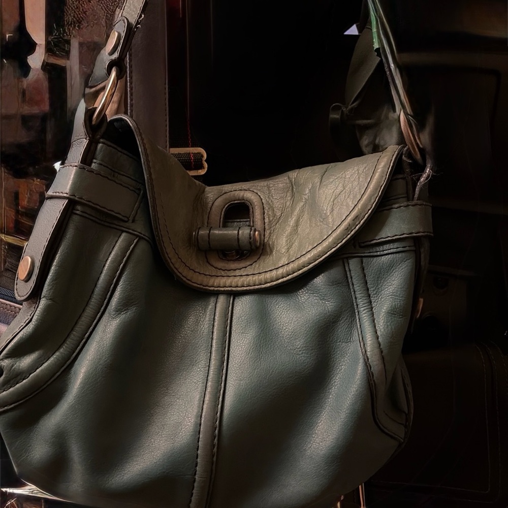 Fossil Dark Olive Green Leather Shoulder Bag with Turn-Lock